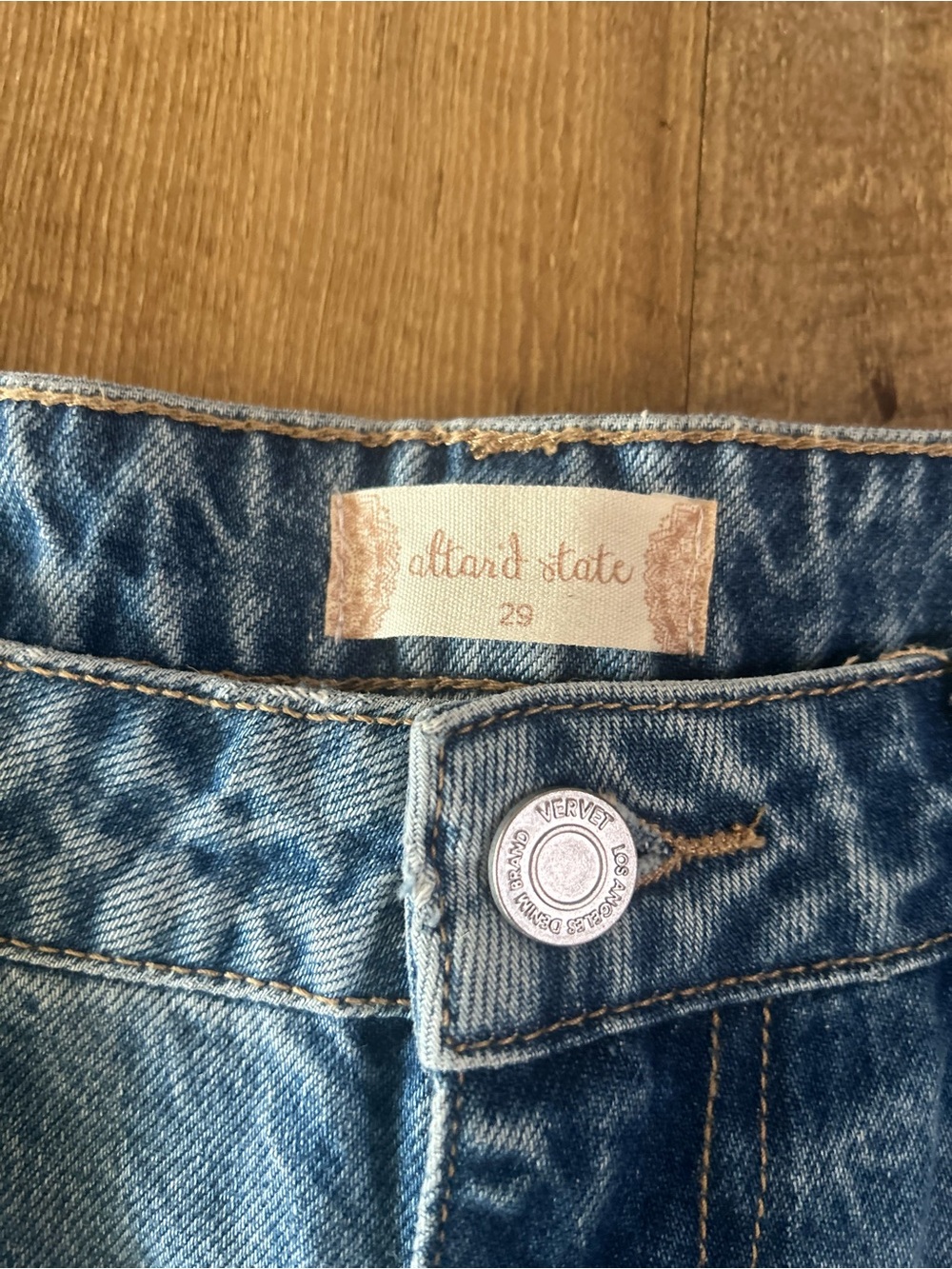 Altar’d State High Rise Distressed Cropped Jeans Size 29 NWT Raw Hem Trendy - Picture 11 of 16